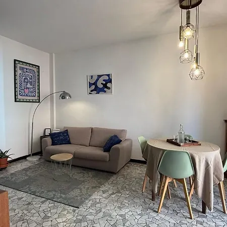 Pm 9 Via Gaetano Strigelli Appartement Milan